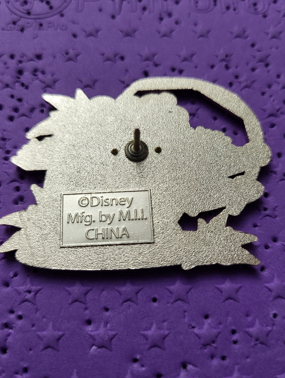 Disney Bears Blind Box Pin - Humphrey - BoxLunch Exclusive - Picture 2 of 4